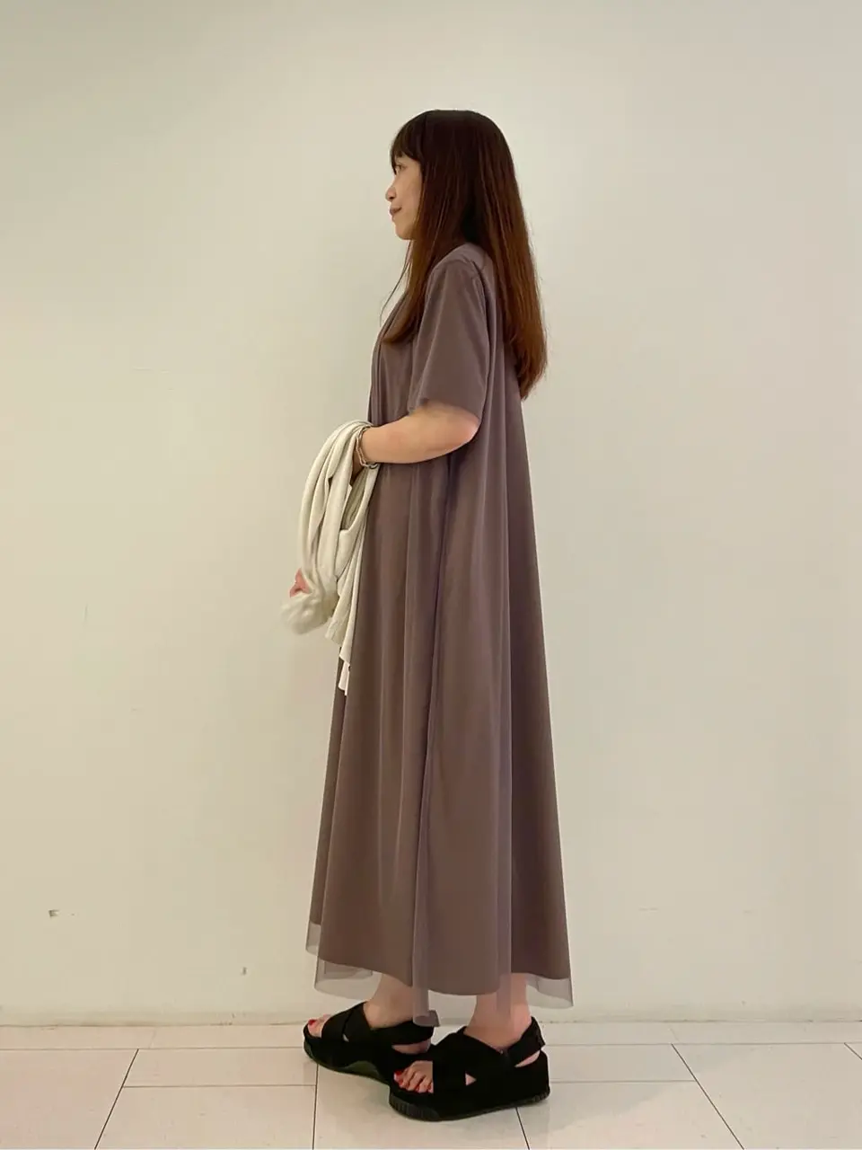 自由区 L スタッフ コーディネート画像