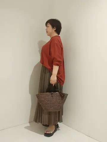 自由区 L 中村 コーディネート画像