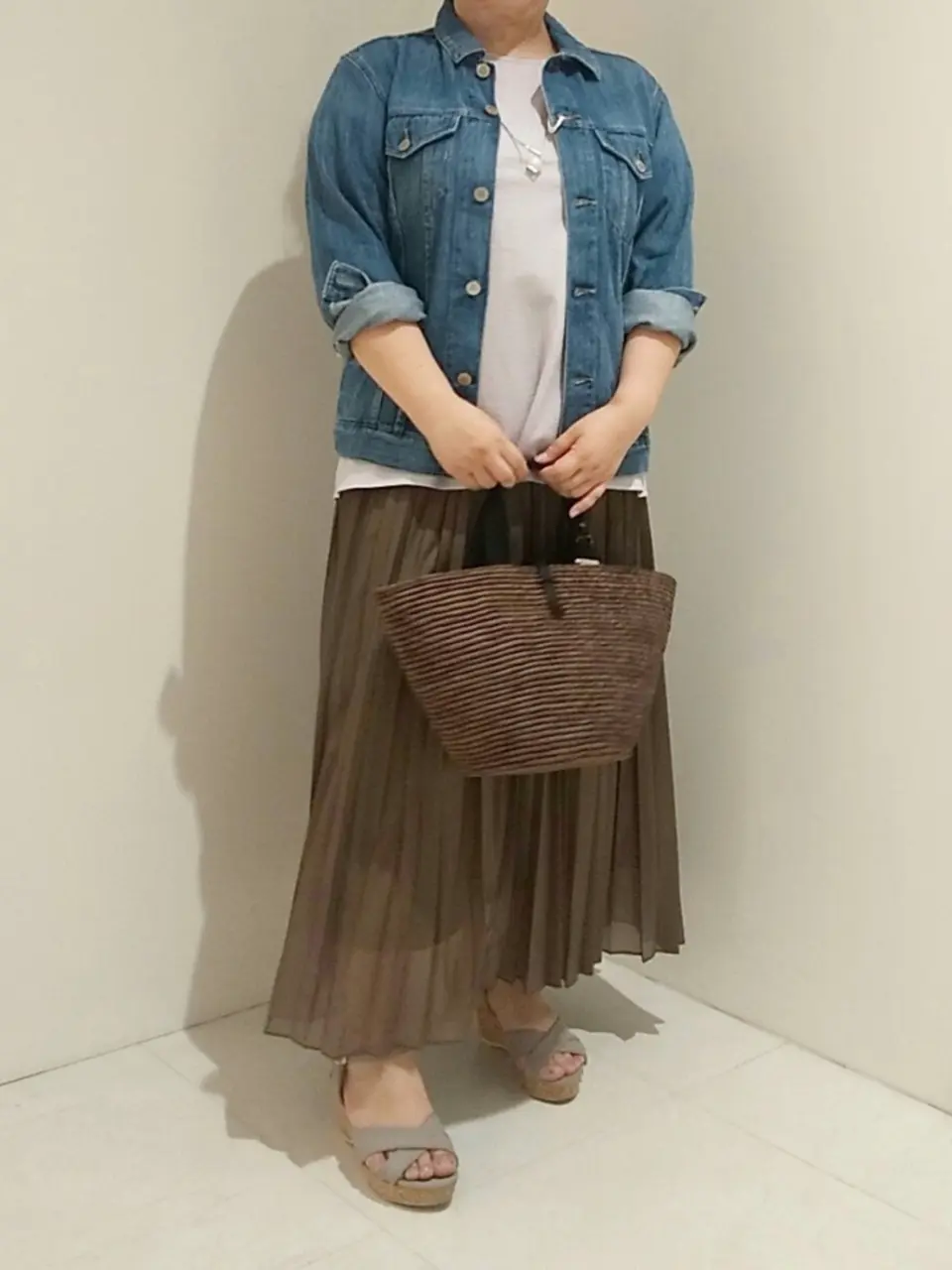 自由区 L 中村 コーディネート画像