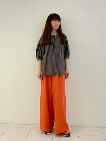 自由区 L スタッフ コーディネート画像