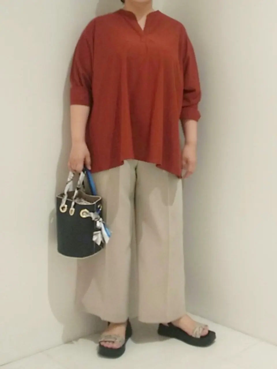 自由区 L 中村 コーディネート画像