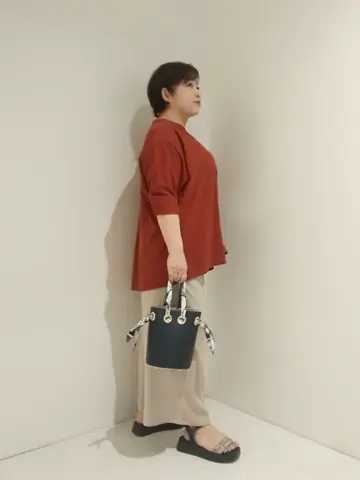 自由区 L 中村 コーディネート画像