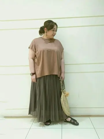 自由区 L 藤原 コーディネート画像