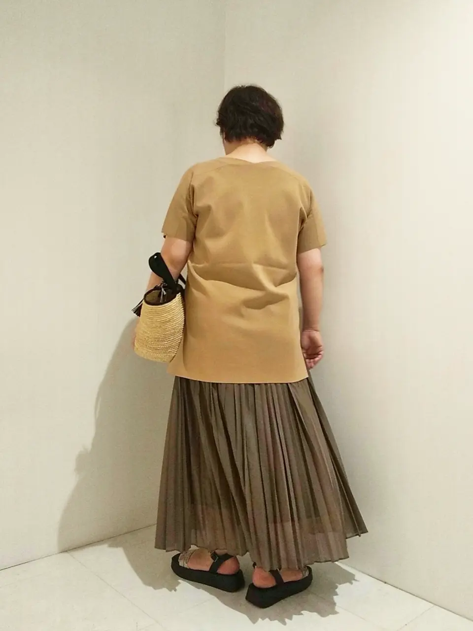 自由区 L 中村 コーディネート画像