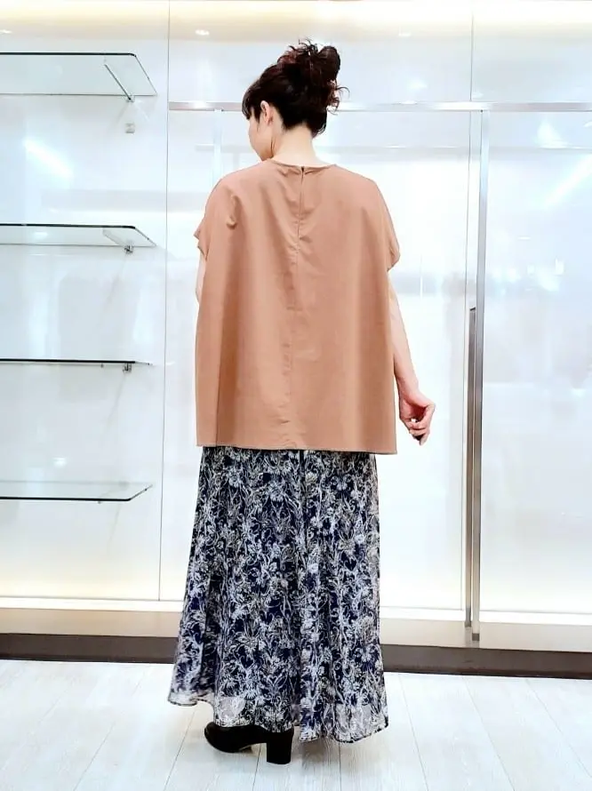 自由区 L 廣本 コーディネート画像