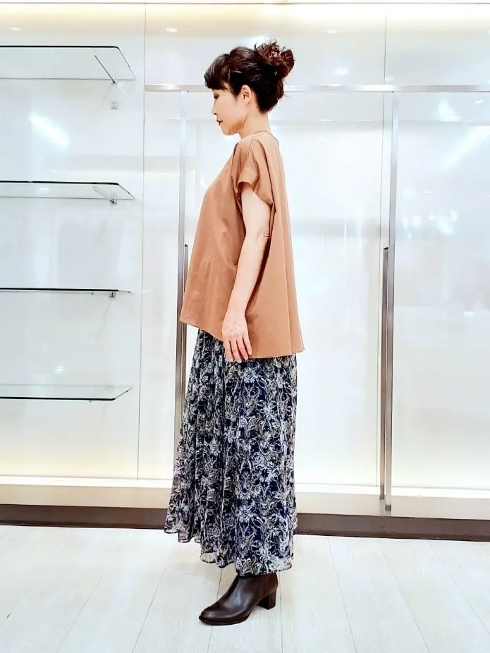 自由区 L 廣本 コーディネート画像