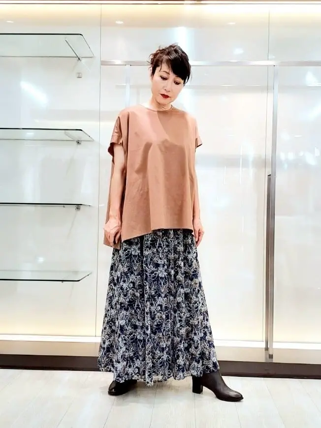 自由区 L 廣本 コーディネート画像