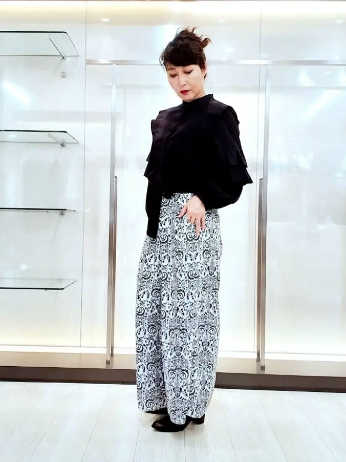 自由区 L 廣本 コーディネート画像