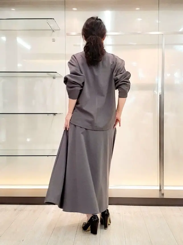 自由区 L 廣本 コーディネート画像