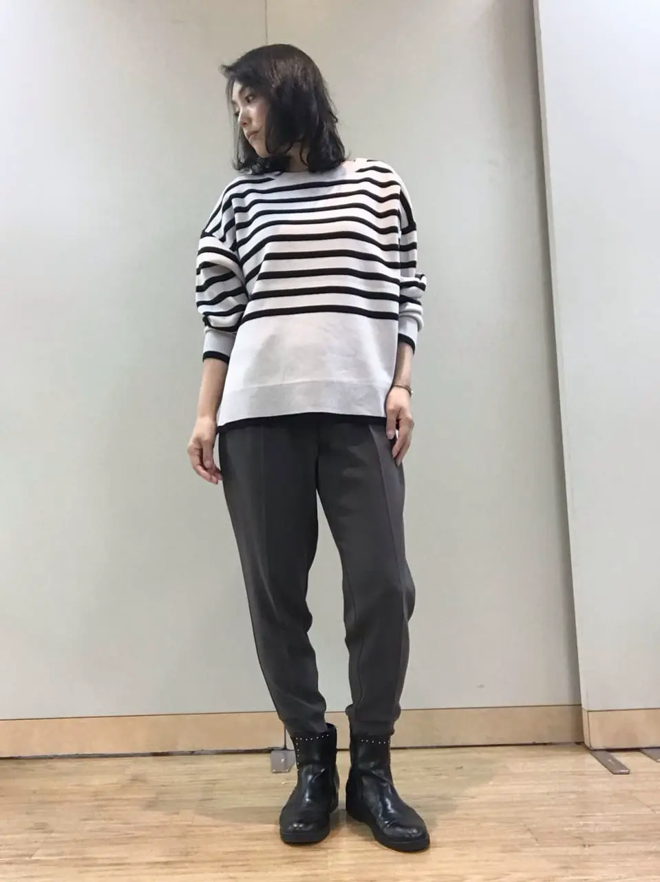 自由区 L スタッフ コーディネート画像