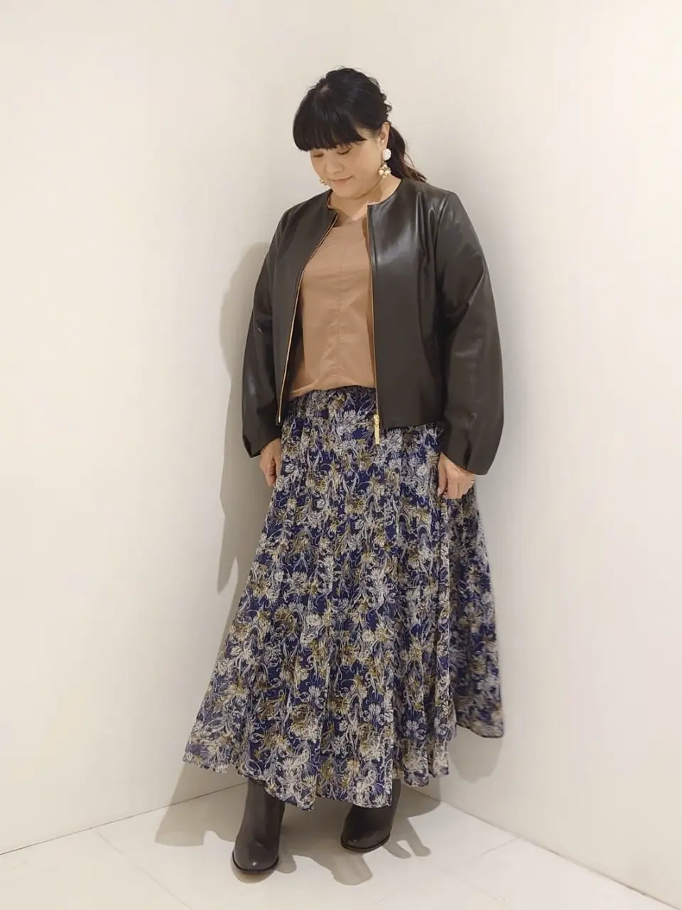 自由区 L 山村 コーディネート画像