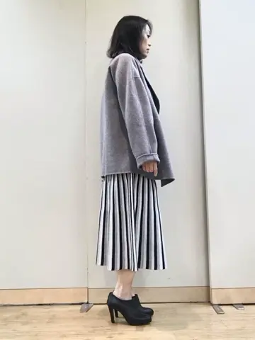 自由区 L スタッフ コーディネート画像