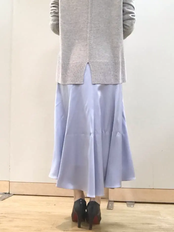 自由区 L スタッフ コーディネート画像