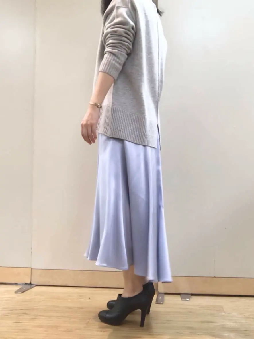 自由区 L スタッフ コーディネート画像