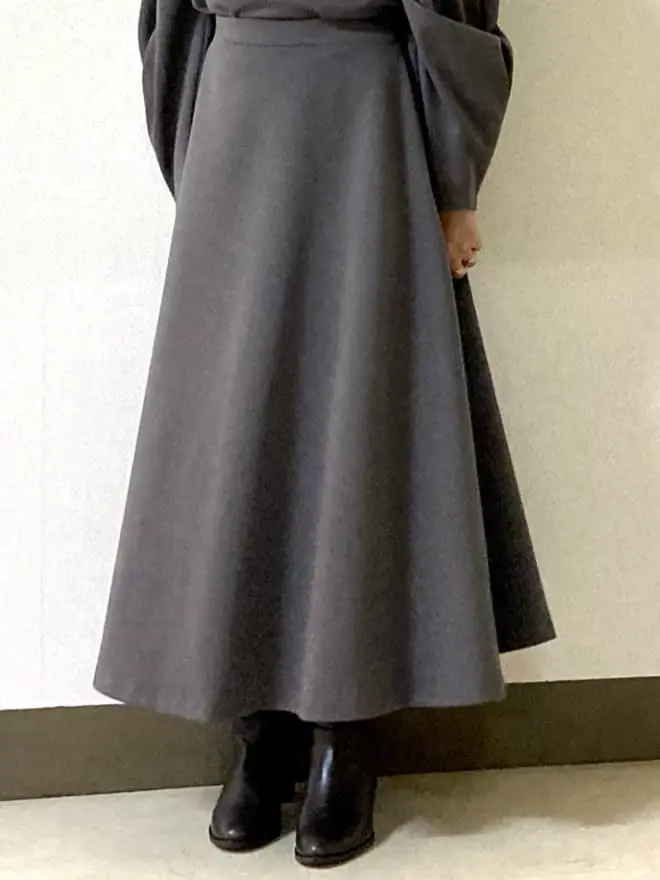 自由区 L 土居 コーディネート画像