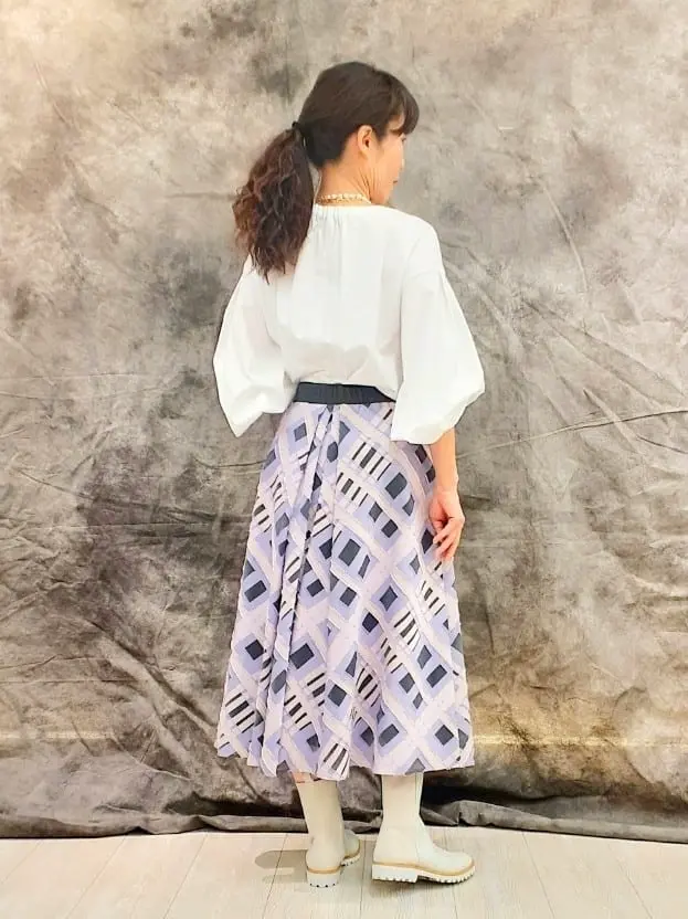 自由区 L 廣本 コーディネート画像