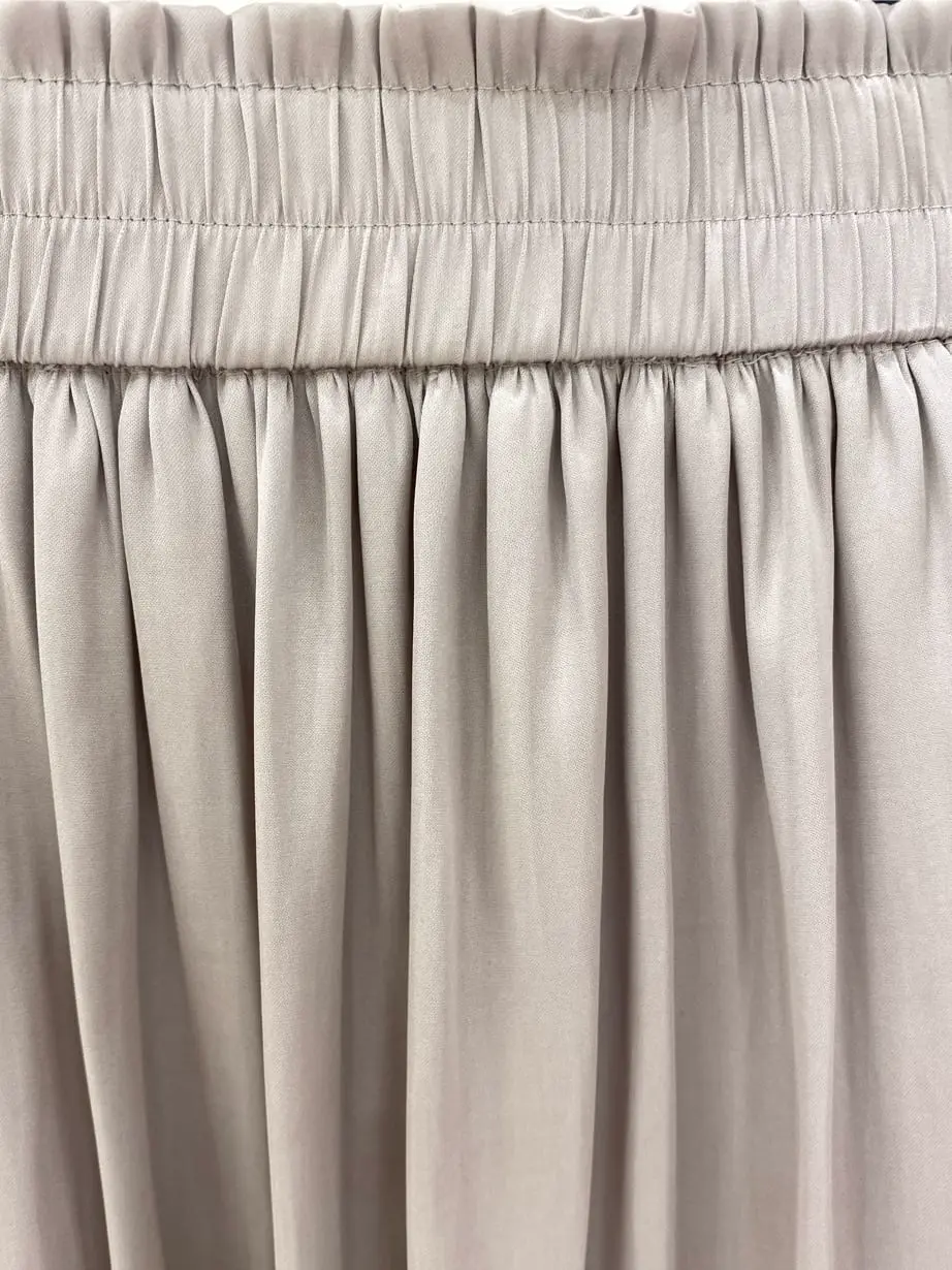 自由区 L 中島 コーディネート画像