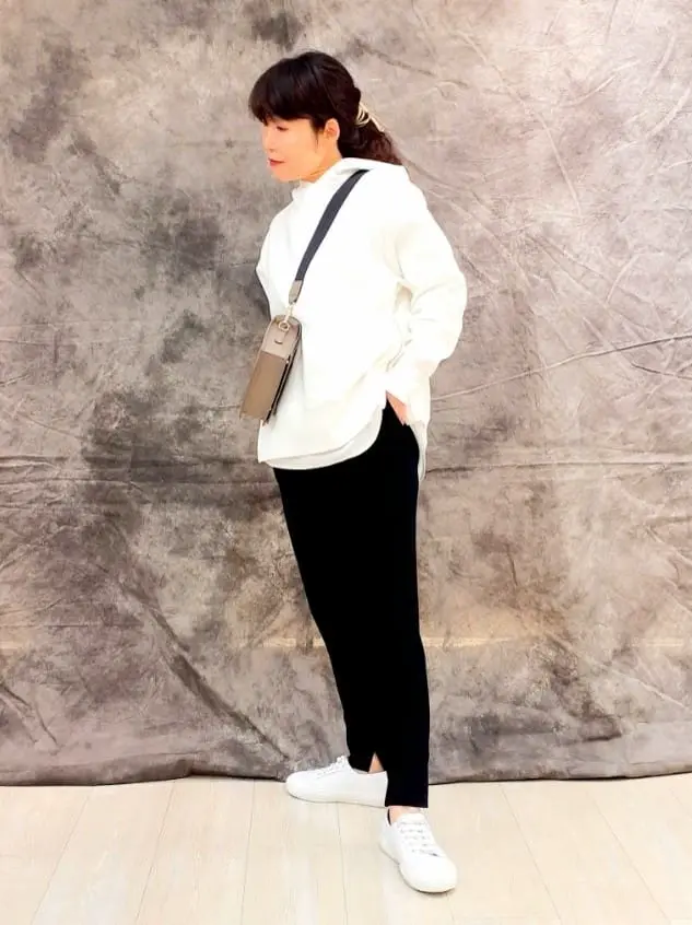 自由区 L 廣本 コーディネート画像