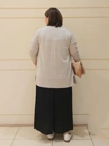 自由区 L 藤原 コーディネート画像