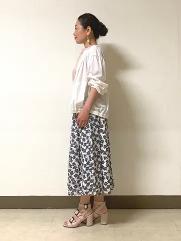 自由区 L 坂本 コーディネート画像