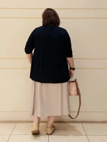 自由区 L 藤原 コーディネート画像