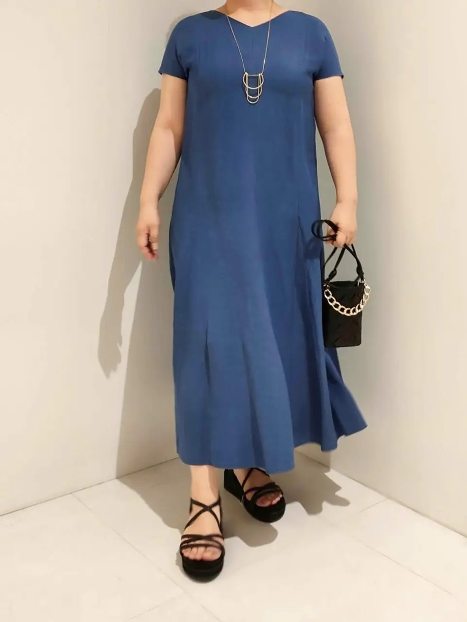 自由区 L 中村 コーディネート画像