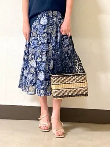 自由区 L 土居 コーディネート画像