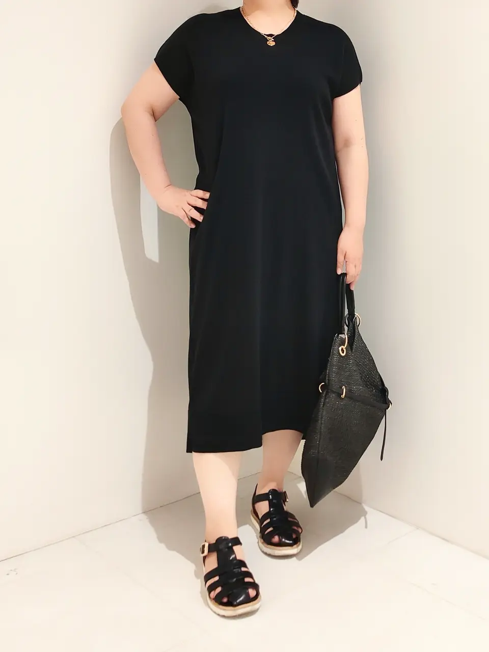 自由区 L 中村 コーディネート画像