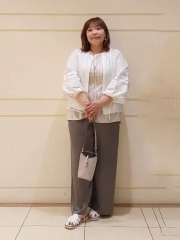 自由区 L 藤原 コーディネート画像