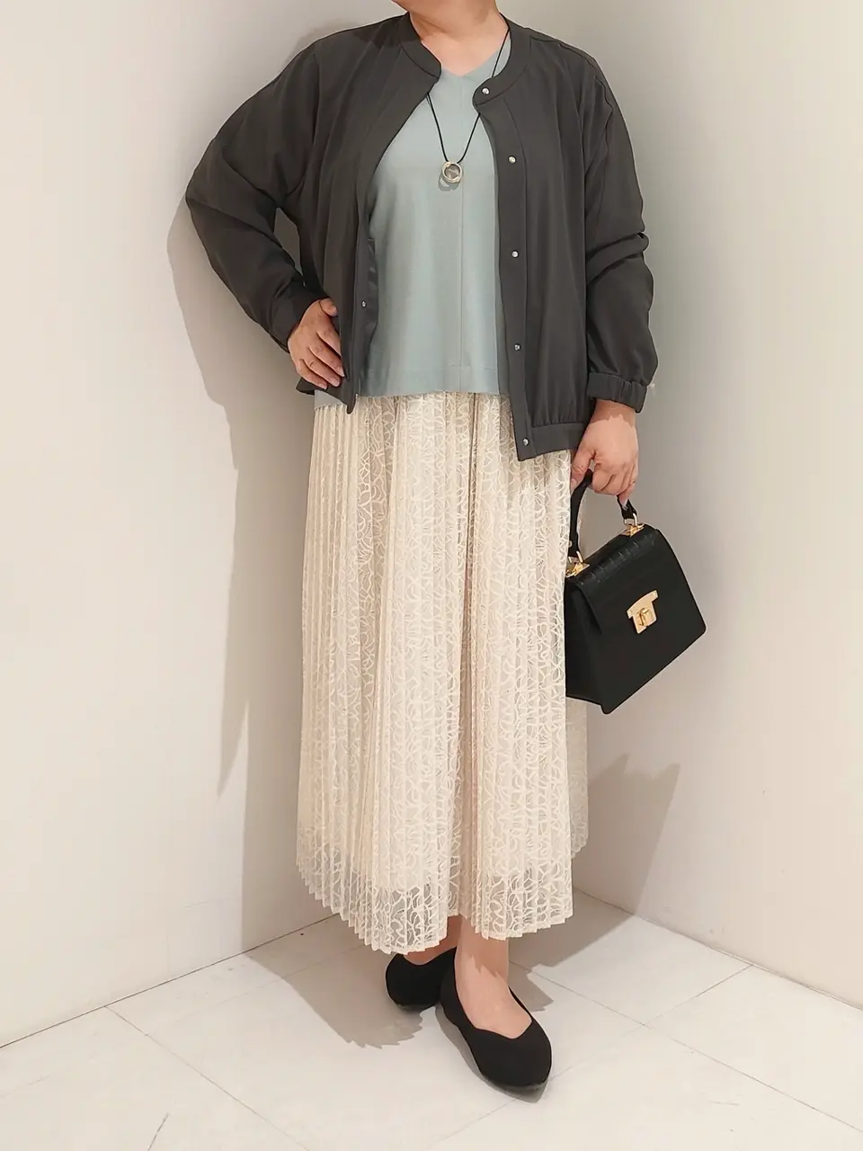 自由区 L 中村 コーディネート画像