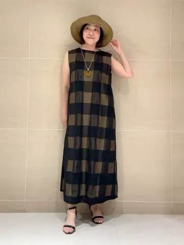 自由区 L 中島 コーディネート画像