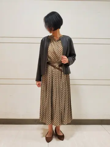 自由区 L スタッフ コーディネート画像