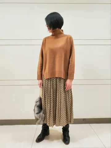 自由区 L スタッフ コーディネート画像