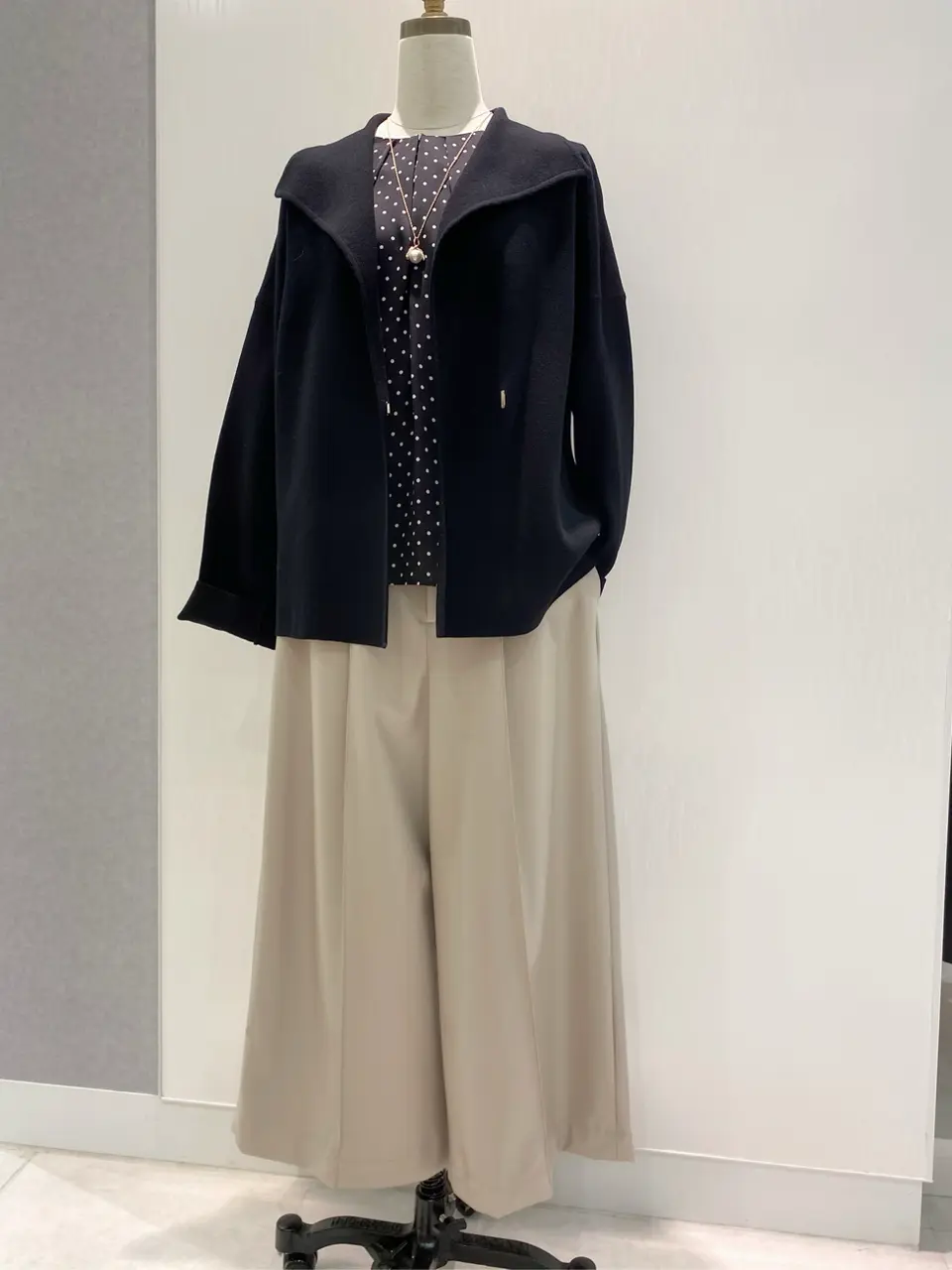 自由区 L 中島 コーディネート画像