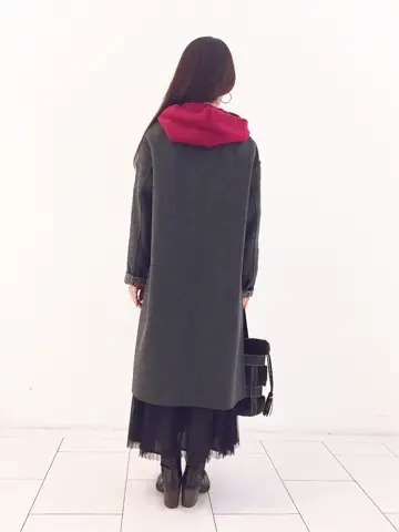 自由区 L スタッフ コーディネート画像