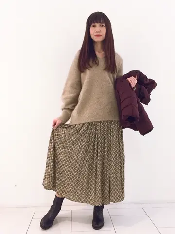 自由区 L スタッフ コーディネート画像