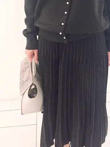 自由区 L スタッフ コーディネート画像