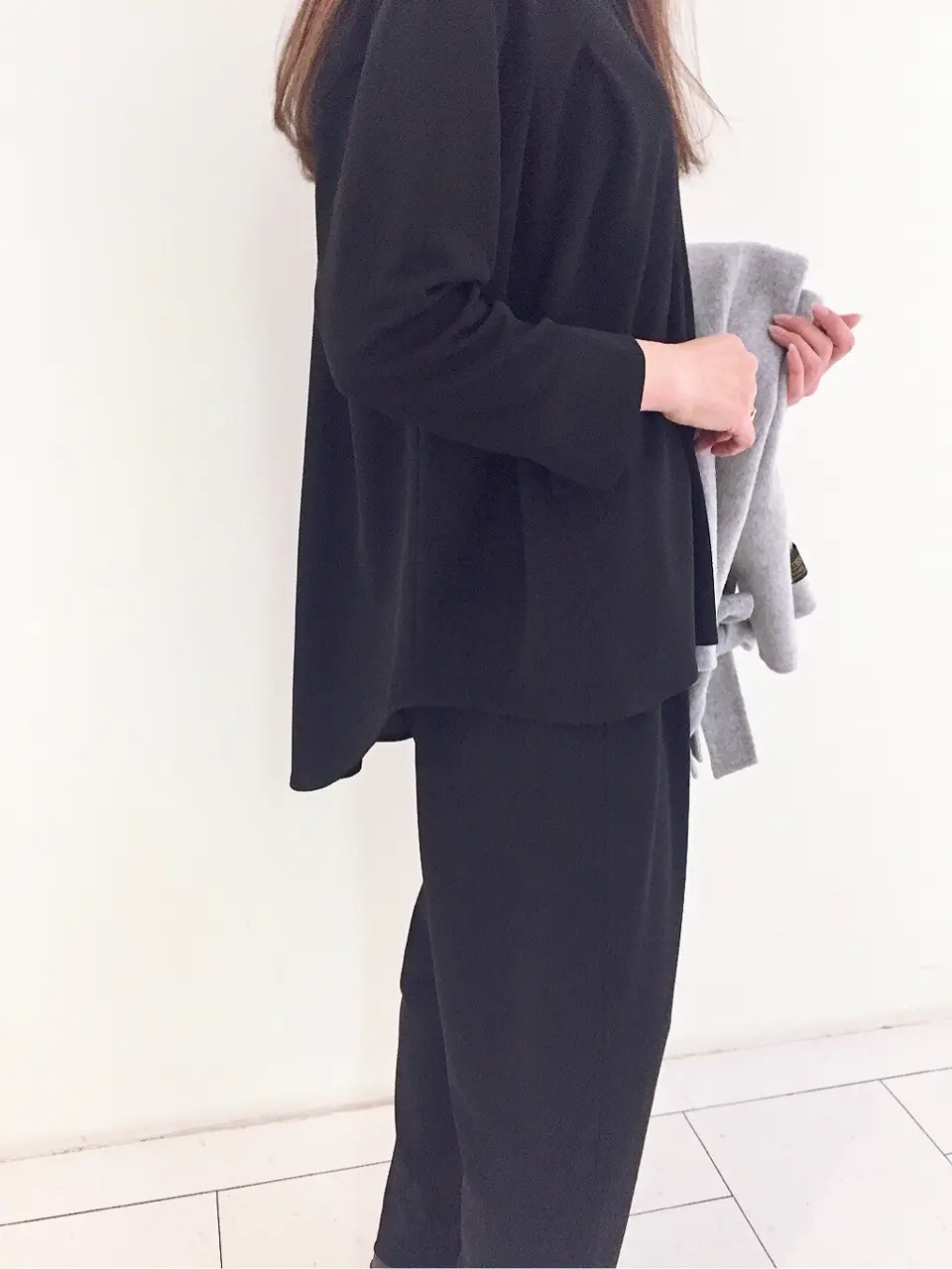 自由区 L スタッフ コーディネート画像