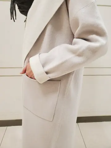 自由区 L スタッフ コーディネート画像