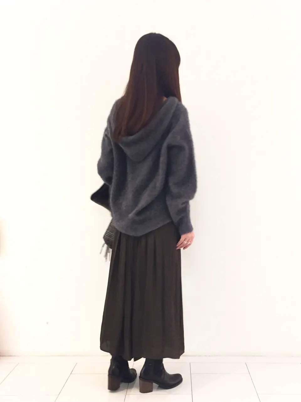 自由区 L スタッフ コーディネート画像