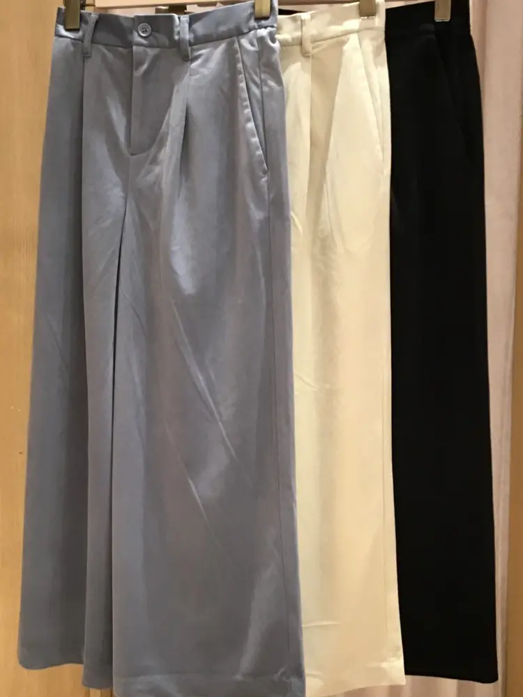 ANY 本吉 コーディネート画像