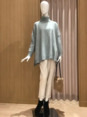 ANY 本吉 コーディネート画像