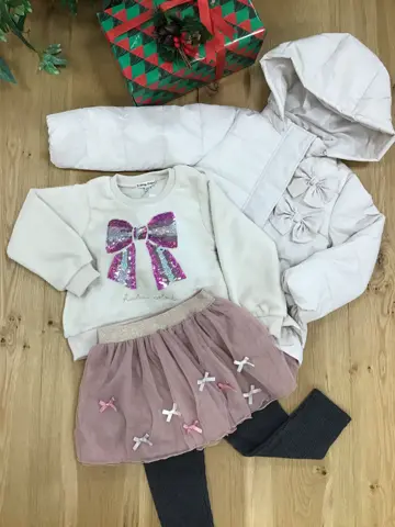 ANY 鈴木 コーディネート画像