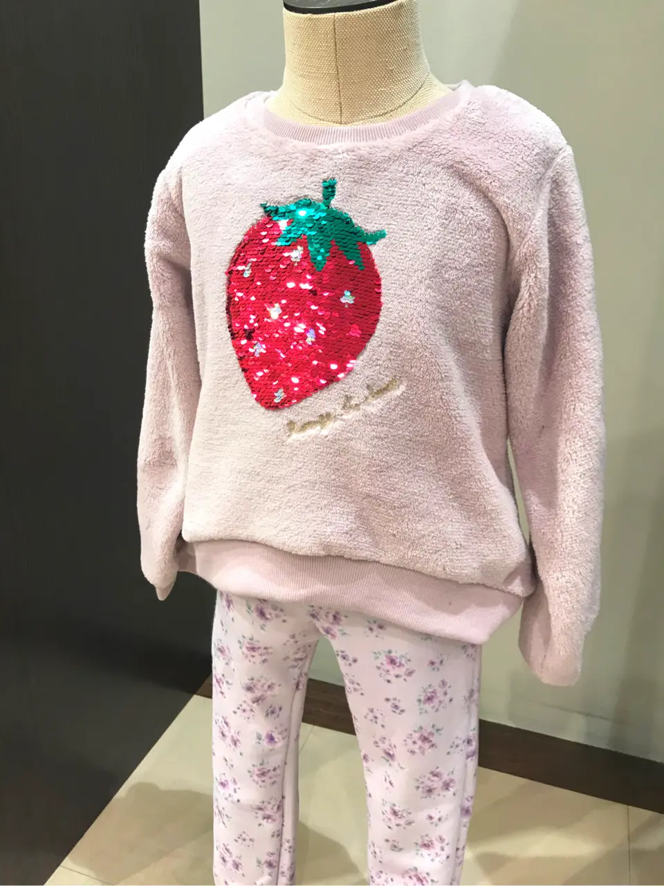 ANY 杉原 コーディネート画像