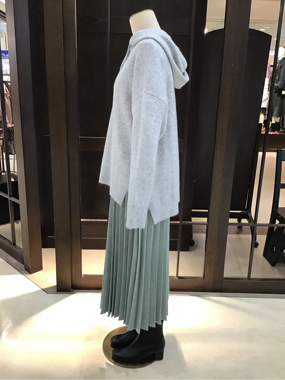 ANY 渡邊 コーディネート画像