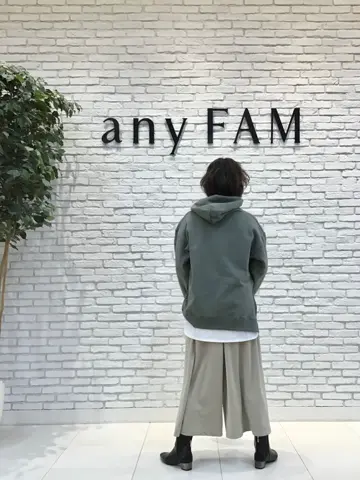 ANY スタッフ コーディネート画像