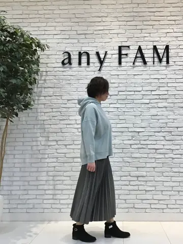 ANY スタッフ コーディネート画像