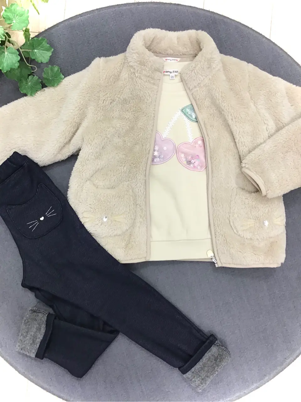 ANY 鈴木 コーディネート画像