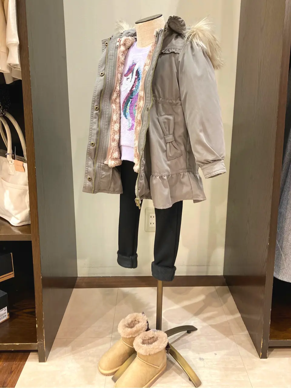 ANY 杉原 コーディネート画像