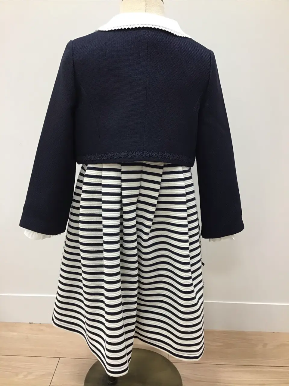 ANY 鈴木 コーディネート画像